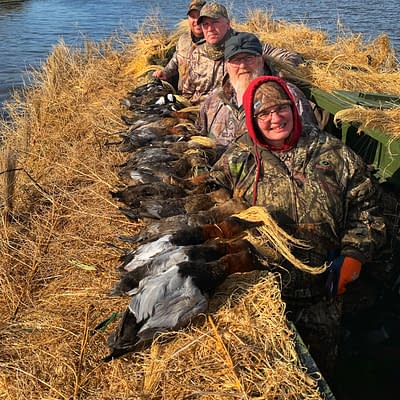 Limits, Mississippi flyway, Mississippi River, Wisconsin, world class duck hunt
