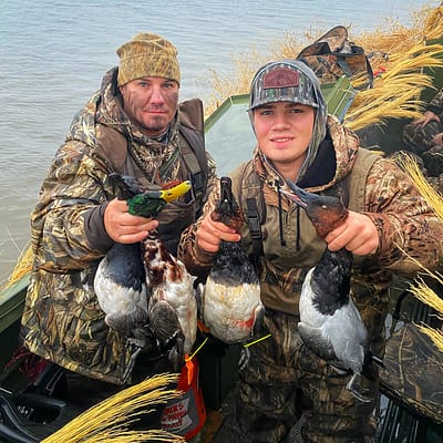 Father son hunt, outdoors, Wisconsin, family