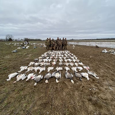 Happy customers, snowgoose, epic guide service, waterfowl hunting