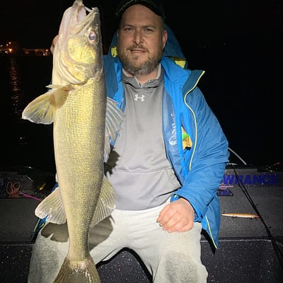 30” walleye Green Bay, 30 inch Green Bay walleye